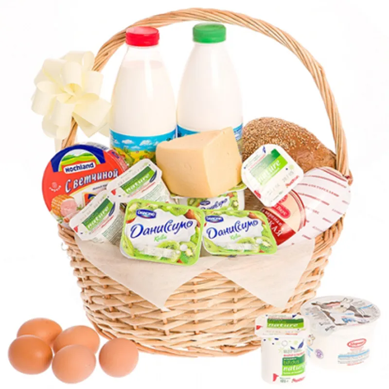 Корзинка свежих продуктов с хлебом и молоком, доставка Армавир